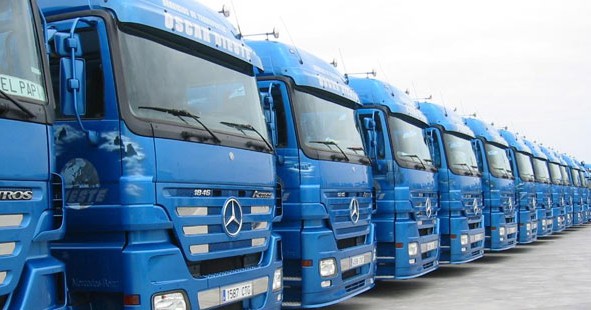 Modelo de simulacin de una empresa de transporte mediante camiones con Vensim